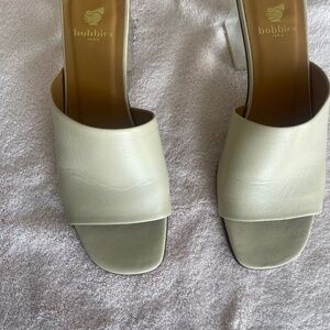 Leather Sandals w Transparent Block Heel